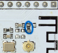 ESP-201 jumper in external antenna position